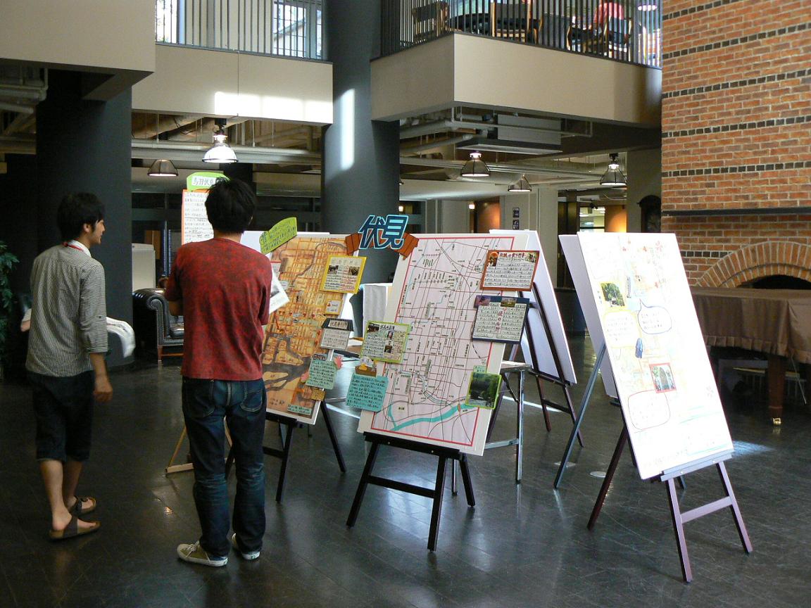 2011_8B_9E_8AX_93_B9_5.JPG